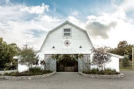 25 Best Barn Wedding Venues Barn Wedding Venues Near Me