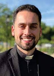 Aaron Durocher's Instagram, Twitter & Facebook