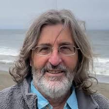 If you want to experience the sensation of taking film photos with a  digital camera, use this SD card 😂 Photographers of Threads