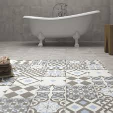 40 Beautiful Moroccan Tile Floor Motif Decornish Dot Com Patterned Floor Tiles Small Bathroom Tiles Grey Floor Tiles