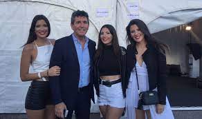 Luego de escucharla y presentarse, el jurado les hizo una gran devolución a la hija de miguel ángel cherutti. Miguel Angel Cherutti Y Su Tristeza Al Hablar De Lujan Su Hija Que Se Caso A Los 18 Y Se Fue A Espana Hace Tres Anos Que No La Veo Infobae