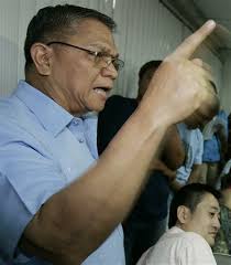 Philippine ex-general dead in apparent suicide