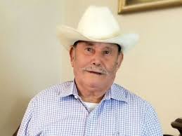 Fundraiser by Ricardo Lares : Descanse en Paz Don Francisco Ureno.