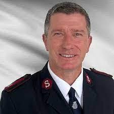 Philip Layton's Instagram, Twitter & Facebook