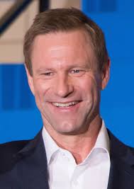 May 08, 2021 · via con la crono individuale da 8,6 km, l'ultima tappa il 30 maggio con arrivo a milano. Aaron Eckhart Wikipedia