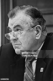 Virginia Bateman's Instagram, Twitter & Facebook