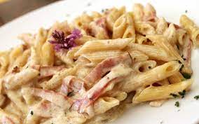 Pasta crema di patate e speck. Pasta Con Crema Di Patate E Speck Primo Piatto Adatto Per La Cena