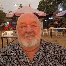 Singaraja Beer Taste Comparison: Can vs Bottle in Bali