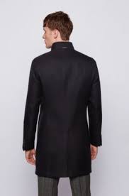 Laine et cachemire (voir photos) pour plus d'info n'hésitez pas à envoyer un message priv. Les Manteaux Hommes Hugo Boss Intemporels Et Elegants