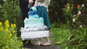 How To Make An Ombre Wedding Cake Pinata The House That Lars Built Wedding Cake Ombre Wedding Pinata Wedding Ideas 2018