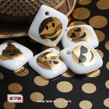 Emoticone Gold Les Feves Bijoux Les Feves Emojis Collection De Feves Feves Feve Galette Des Rois