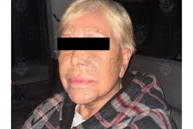 Alejandra barrios richard, líder de ambulantes en la ciudad de méxico, quien fue detenida ayer en la alcaldía venustiano carranza, se encontraba internada en el hospital dalinde por coronavirus, el día que fue acusada de extorsión y robo en pandilla agravado, aseguraron fuentes cercanas a la también. A4z0lvffif7amm