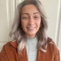 Olivia Akers's Instagram, Twitter & Facebook