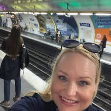 kari Akin (@akin_kari)