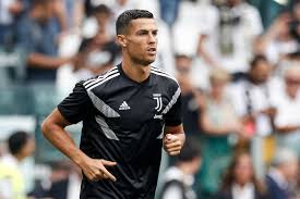 Günstige preise bei fußballtrikots und blitzschnelle lieferung! Juventus Turin Was Cristiano Ronaldo Mit Danilos Juve Wechsel Zu Tun Hatte
