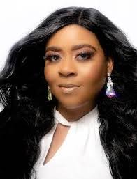 Earlene Walker's Instagram, Twitter & Facebook