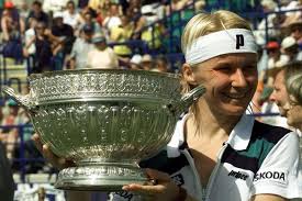 Czech tennis star jana novotna, who won the 1998 wimbledon title, has died at the age of 49 after a long fight with cancer. Former Wimbledon And Eastbourne Tennis Champion Dies Aged 49 The Argus