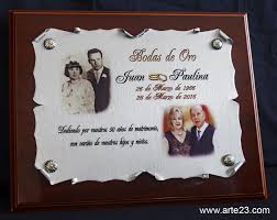 ¿no se habrán confundido contando años de empanadas, pescas, asado y vino? Regalo Para Bodas De Oro O Para Bodas De Plata Placa Artesania Y Souvenirs De Alcoy Escudos De Apellidos