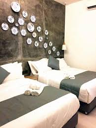 Terdapat banyak tempat menarik yang boleh dilawati seisi keluarga seperti zoo melaka, taman rama rama, taman buaya, melaka wonderland theme park dan banyak lagi. 12 Best Cheap Homestay Melaka From S 9 Night Unique Design