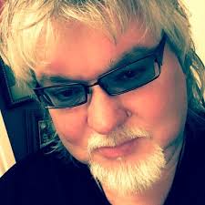 Simon Golding (@SWGolding)