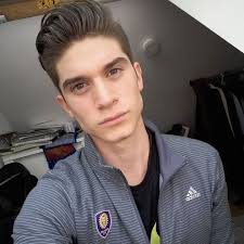 Aaron Santiago Vera Campodonico