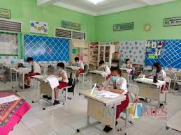Check spelling or type a new query. Juli Ptm Dilaksanakan Jenjang Smp Di Kota Batu Indonesia Online