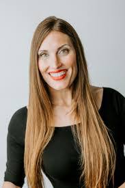 Kendra Medley's Instagram, Twitter & Facebook