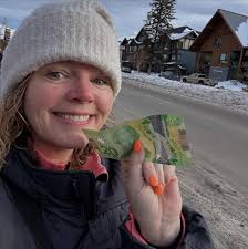 I found $20!!!!! 💰 I'm RICH!!! … and now I'm set… and probably don't have  to work again until at least midday! #yayme