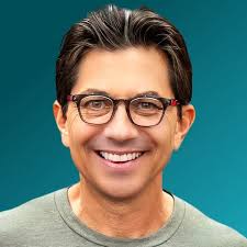 😴 Yolo Ru (Fayetteville, North Carolina) said the Supreme Hearts hoodie