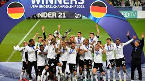 Löw, spielorte, gruppen und co: U21 Em Deutschland Dfb Elf Holt Europameisterschaft So Feiert Das Deutsche Team Sudwest Presse Online