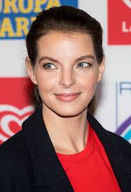 There are five different stages to the show: Yvonne Catterfeld Wikiwand
