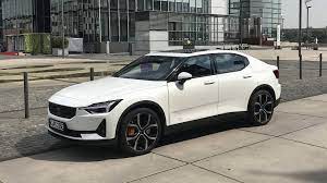 It's based on the xc40 suv, and is volvo's first pure ev. Polestar 2 Mit Strom Im Tank Und Volvo In Den Genen