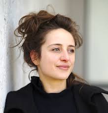 Her birthday, what she did before fame, her family life, fun trivia facts, popularity rankings, and more. Anne Sophie Mentha Coach Fur Korper Bewegung Tanz Spielart Berlin