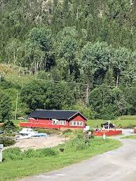 Staden ligg ved den nordaustre enden av snåsavatnet og her bur om lag halvparten av innbyggjarane i kommunen. Vegset Camping Cafe Campground Reviews Snasa Norway Tripadvisor