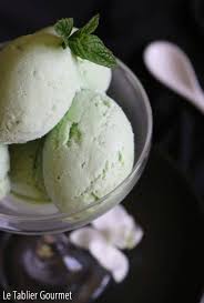 La Vraie Glace A La Menthe Recette Glace Desserts Rafraichissants Glace Maison