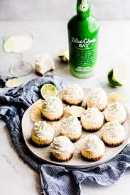 Key Lime Rum Cheesecakes With Boozy Whipped Cream Blue Bowl Recipe Boozy Desserts Key Lime Flavor Key Lime