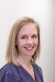 Kirsten Mortimer's Instagram, Twitter & Facebook