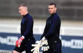 Marcus bettinelli (born 24 may 1992) is an english professional footballer who plays as a goalkeeper for premier league club fulham. Kvanh8fxhih Mm