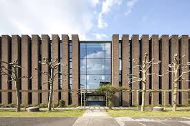 Arne Jacobsen Forum Und Rathaus Castrop Rauxel Fabriken In Der Architektur Architektur Betonfassade