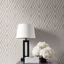 Papiers peints intissés et vinyles, une déco tendance le papier peint offre une multitude de possibilités pour décorer votre intérieur avec style. Papier Peint Gris Geometrique Cdiscount