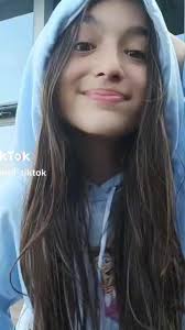 ¡Qué guapa Abril! Descubre la belleza de Ari también