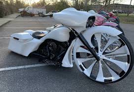 Pin By French Fuqua On Baggers In 2020 Bike Harley Davidson Biker