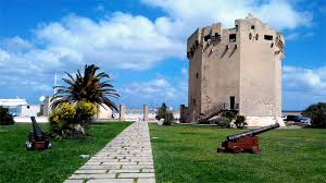 Résultat de recherche d'images pour "porto torres"