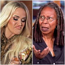 SURPRISE: Country star Carrie Underwood treats the public's eyes with a set  of thong bikini photos at the beach, oh my god she's so hot Details in  comment 👇👇👇