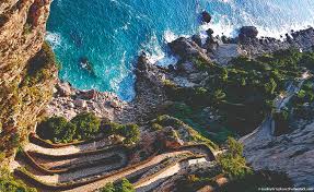 It lies opposite the sorrento peninsula, . Capri Adesso Online