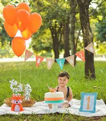 1st Birthday Outdoor Birthday Photoshoot Ideas For Adults Pin By Lauren Metang On Ensaio Infantil Boy Birthday Pictures 1st Boy Birthday Baby Boy 1st Birthday Party