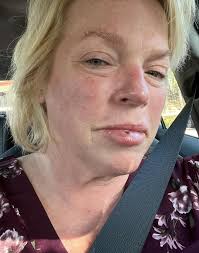 I was told that my crochet is ugly. I was so sad. I make everything with so  much love! I wanted to know the group's opinion about this beautiful  pattern. 🥰😍🥰 #BOOMchallengeBOOMchallenge |