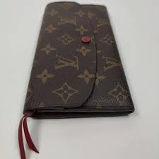 New Louis Vuitton Wallet A Classic But A Must Have Don T Forget To Heck My New Youtube Video Louis Vuitton Wallet Louis Vuitton Lv Purse