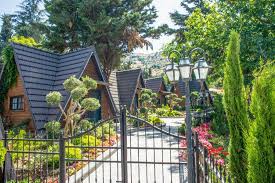 Sebenarnya untuk paraland resort sendiri buka 24 jam, namanya juga hotel. Guddr6d3020phm