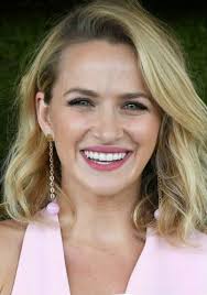 Shantel VanSanten Age, Height, Boyfriend, Biography & Family